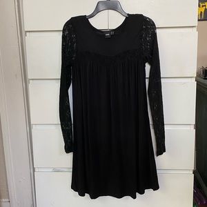 🌚ASOS Lacy Black Dress🌚